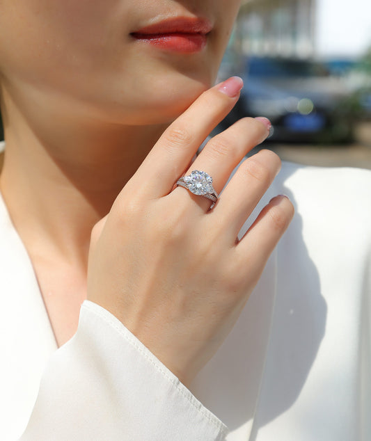 1Elegant Radiance - A Fashionable And Luxurious Jewelry Piece Set With 5 - carat Moissanite S925 Sterling Silver And Platinum - plated Diamond Prohibit TikTok sales - 5 - CJ