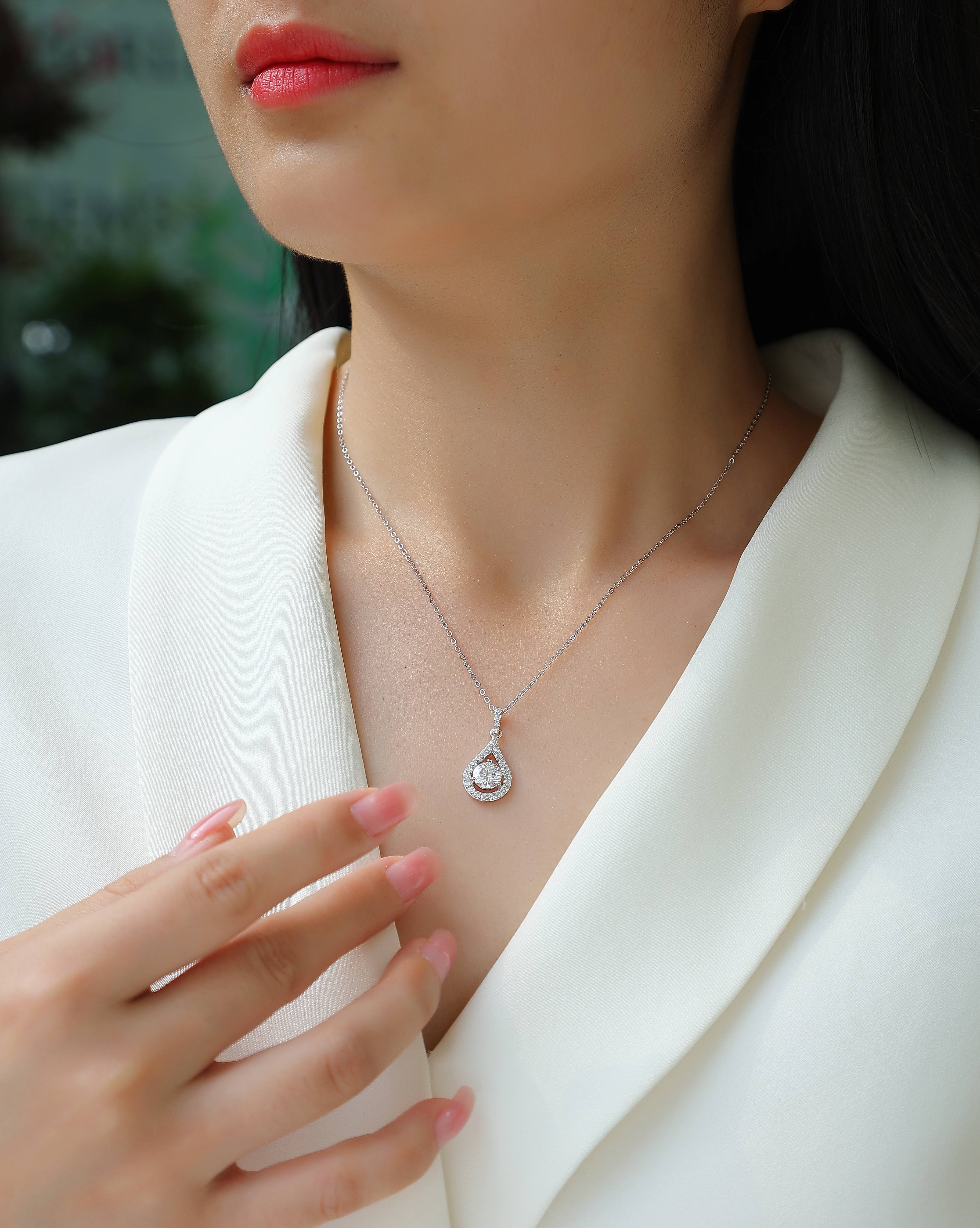 1Heart Charm - A Fashionable And Luxurious Diamond Jewelry Piece Set With 1 - carat Moissan Diamond S925 Sterling Silver And Platinum - plated Pendant Prohibit TikTok sales - 5 - CJ