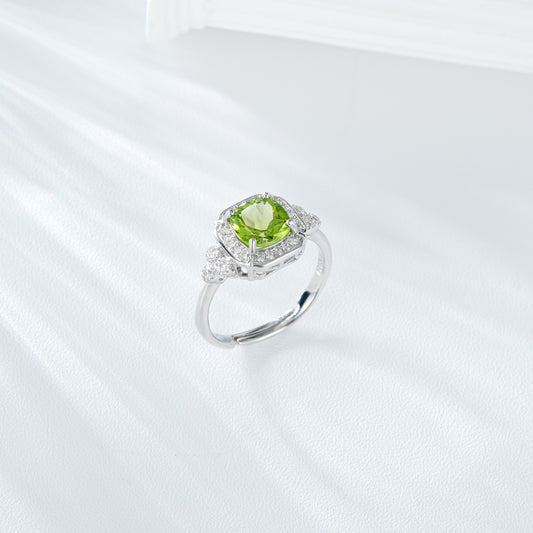 Luxury Women's Ring Temperament Small Sugar Peridot Ring S925 Silver - 4 - https://x.com/titan_prim62775J
