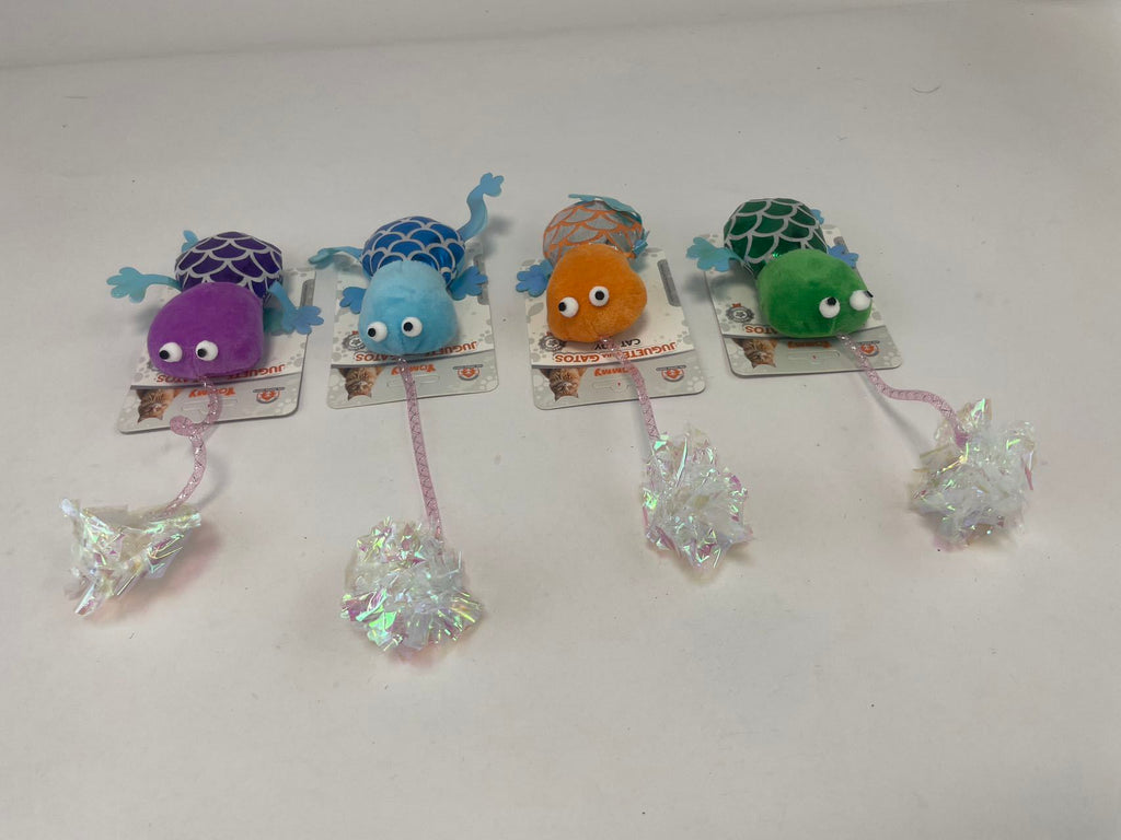 New Cat Toys Contain Catnip