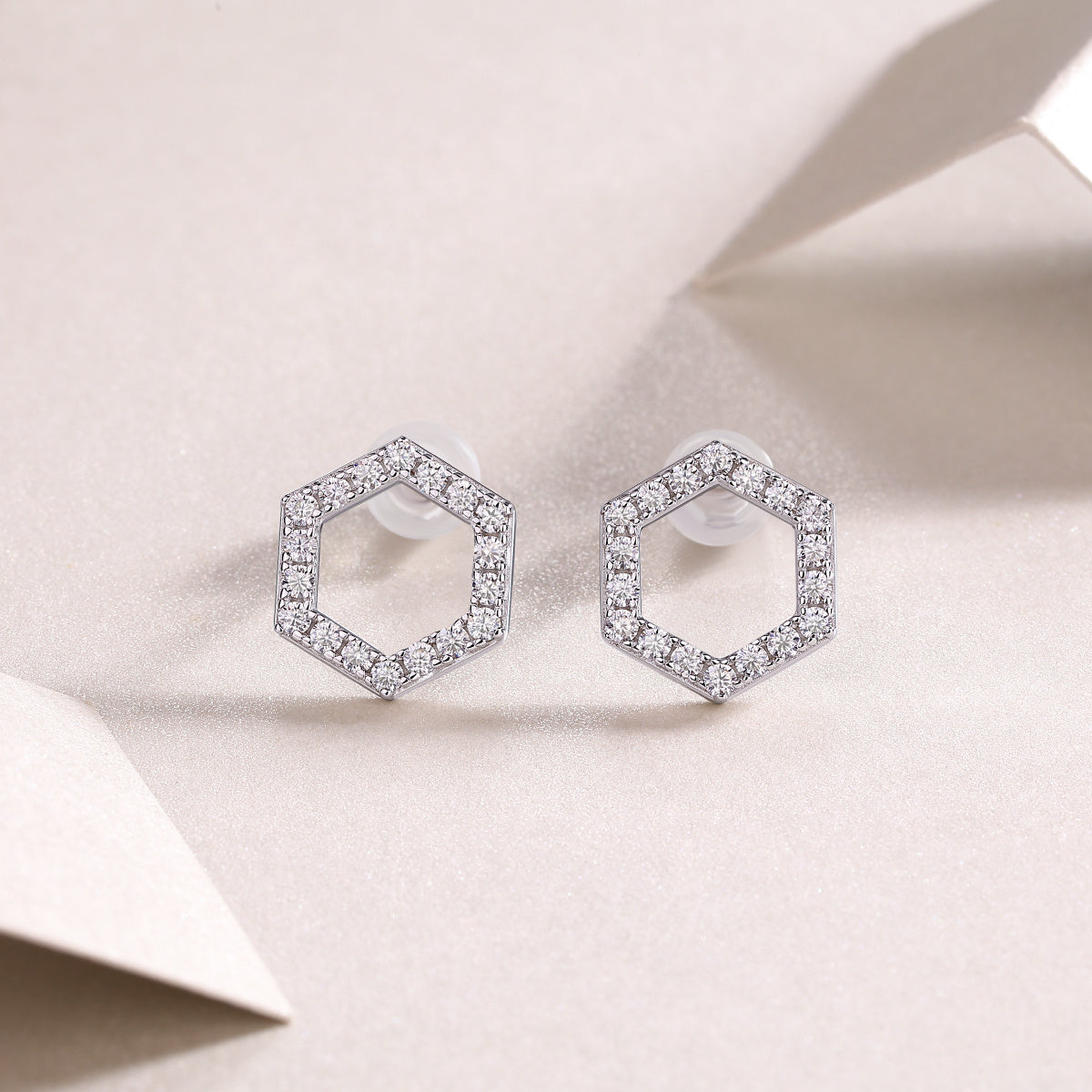 Empowering The Future - Fashionable, Trendy And Affordable Jewelry With Moissanite S925 Sterling Silver And Platinum-plated Stud Earrings