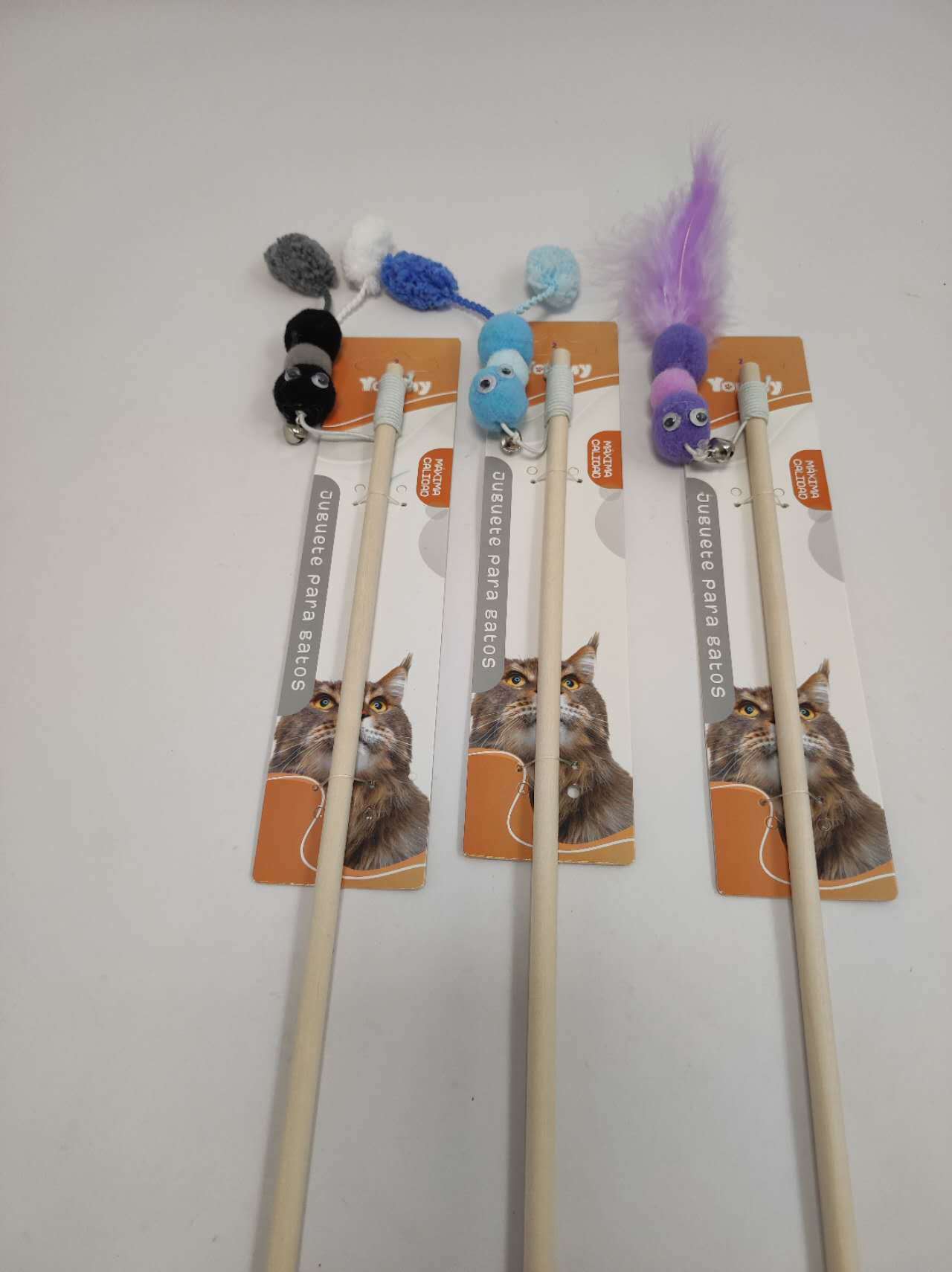 Little Ants Tease Cat Sticks