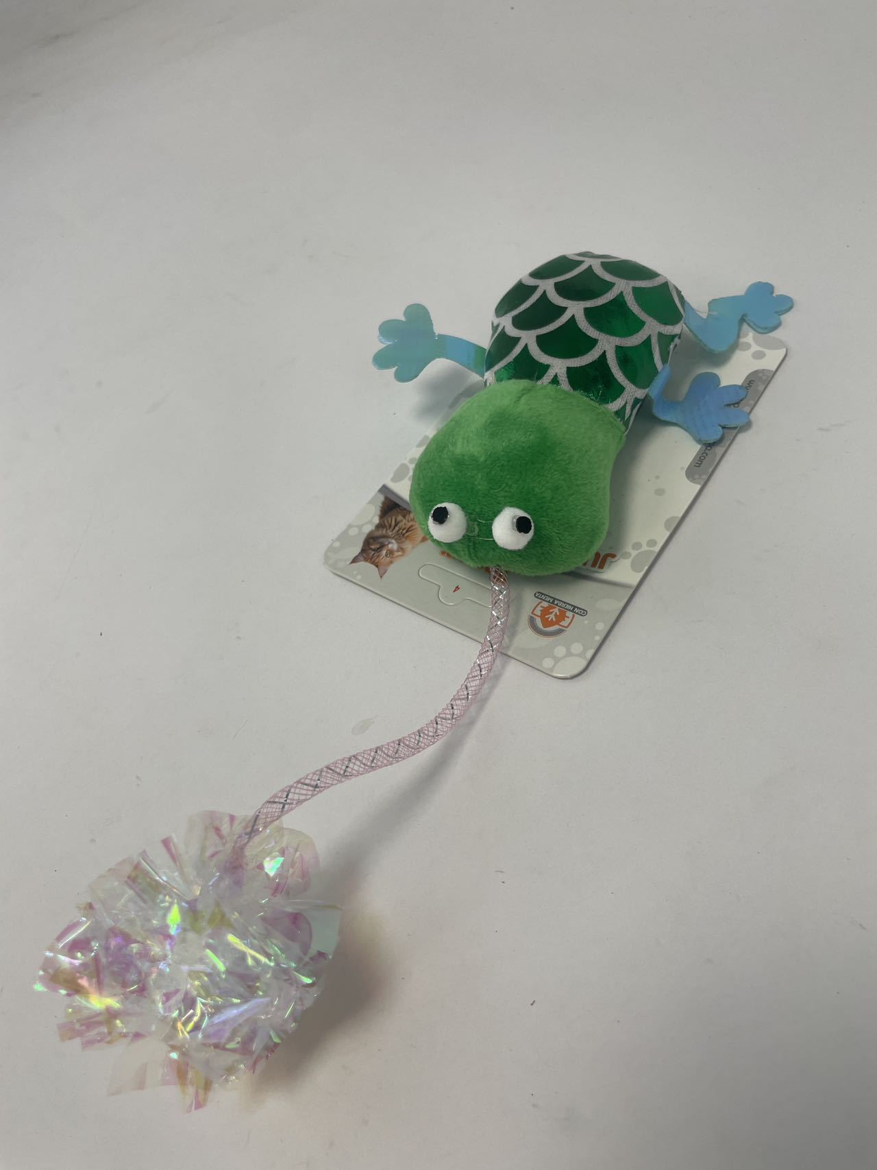 New Cat Toys Contain Catnip