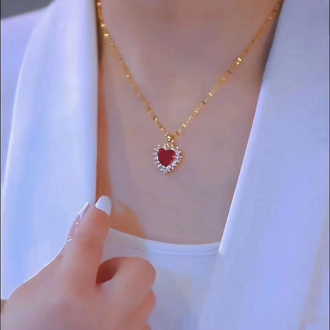 Fashion Micro - inlaid Pendant Ruby Heart Necklace - 0 - CJ