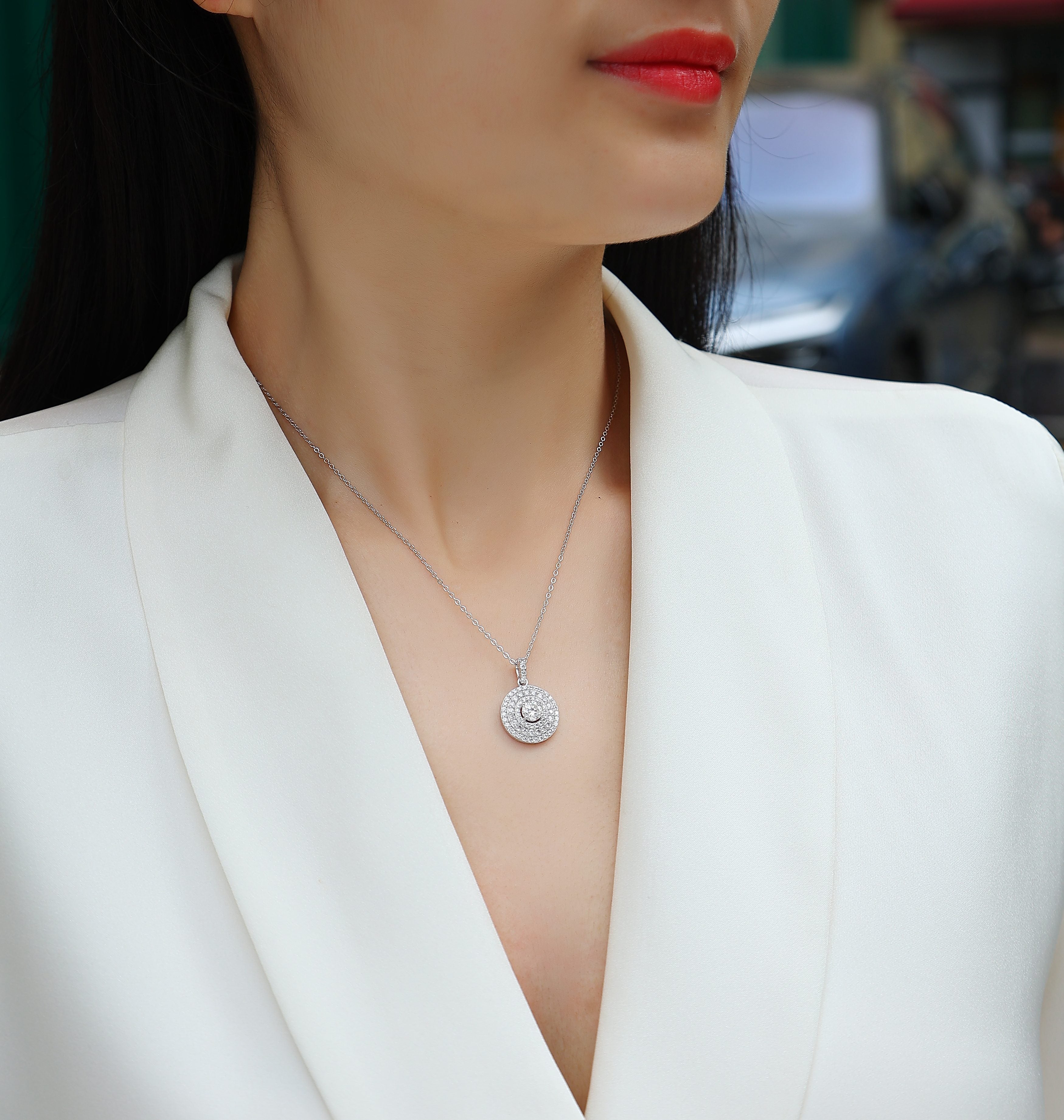 1White Dune - A Fashionable And Luxurious Diamond Jewelry Pendant Set With Moissanite S925 Sterling Silver And Platinum Plating Prohibit TikTok sales - 5 - cj