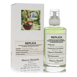 Replica From The Garden Eau De Toilette Spray (Unisex) By Maison Margiela by Maison Margiela fragrance bottle