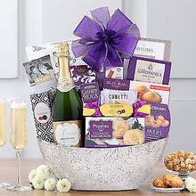 Kiarna Champagne: Spring Gift Basket - GreatArrivals