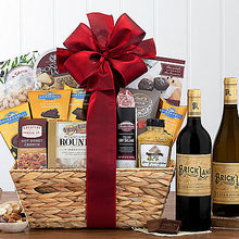 Brick Lane Duet: Wine Gift Basket - GreatArrivals