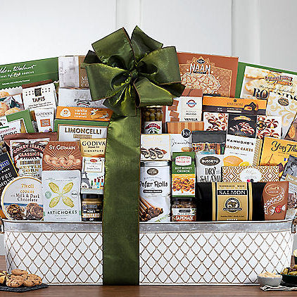 Royal Treatment: Gourmet Gift Basket - GreatArrivals