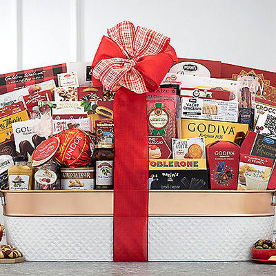 Ultimate Sweet & Savory: Gourmet Gift Basket - GreatArrivals