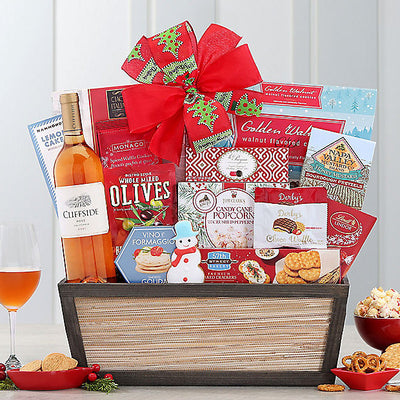 Cliffside Rose: Holiday Gift Basket - GreatArrivals