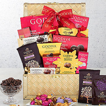 Golden Godiva Holiday: Chocolate Gift Trunk - GreatArrivals