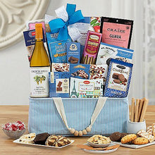 Grgich Hills Fume Blanc: White Wine Basket - GreatArrivals
