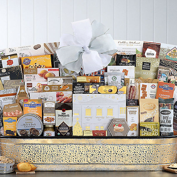 Grand Impression: Gourmet Gift Basket - GreatArrivals