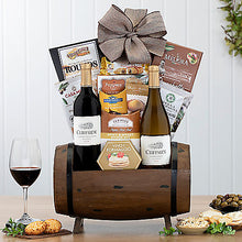 Cliffside Duet: Wine Gift Barrel Basket - GreatArrivals