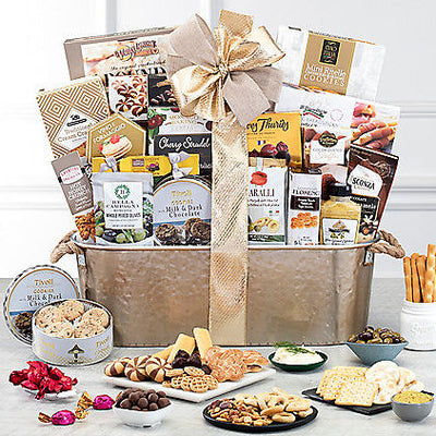Warmest Greetings: Gourmet Gift Basket - GreatArrivals