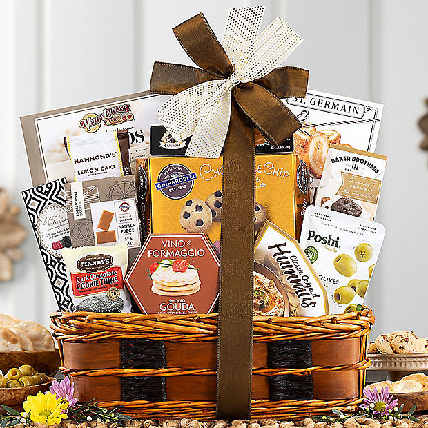 Gourmet Traditions: Sweet & Savory Gift Basket