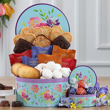Floral Delights: Sweets Gift Box - GreatArrivals
