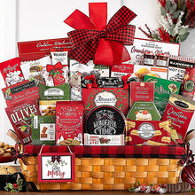 Holiday Delight: Gourmet Christmas Gift Basket - GreatArrivals
