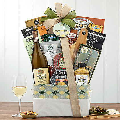 Hole In One Chardonnay: Golf & Wine Gift Basket - GreatArrivals