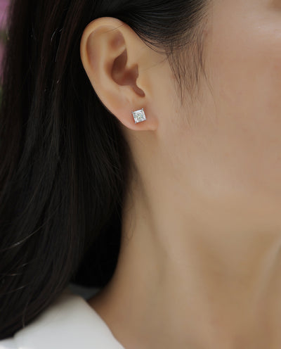 1Unrestrained - A Fashionable And Luxurious Diamond Jewelry Piece Set With Square Moissanite S925 Sterling Silver And Platinum - plated Pendant Prohibit TikTok sales - 5 - cjdropshipping