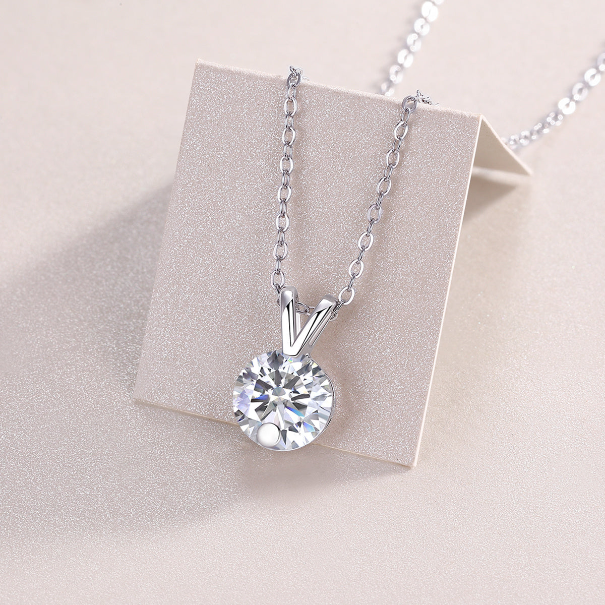 Diamond Sparkle V-chain Luxury Fashion Diamond Pendant Necklace Set With Mosan Diamond Silver Ornaments