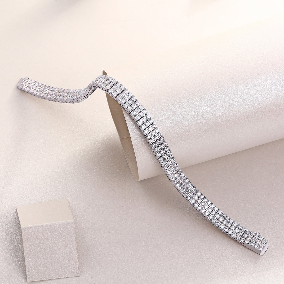 1Chain Guanghua Luxury Fashion Mosan Diamond S925 Silver Bracelet Comparable To Natural Diamonds Prohibit TikTok sales - 5 - CJ