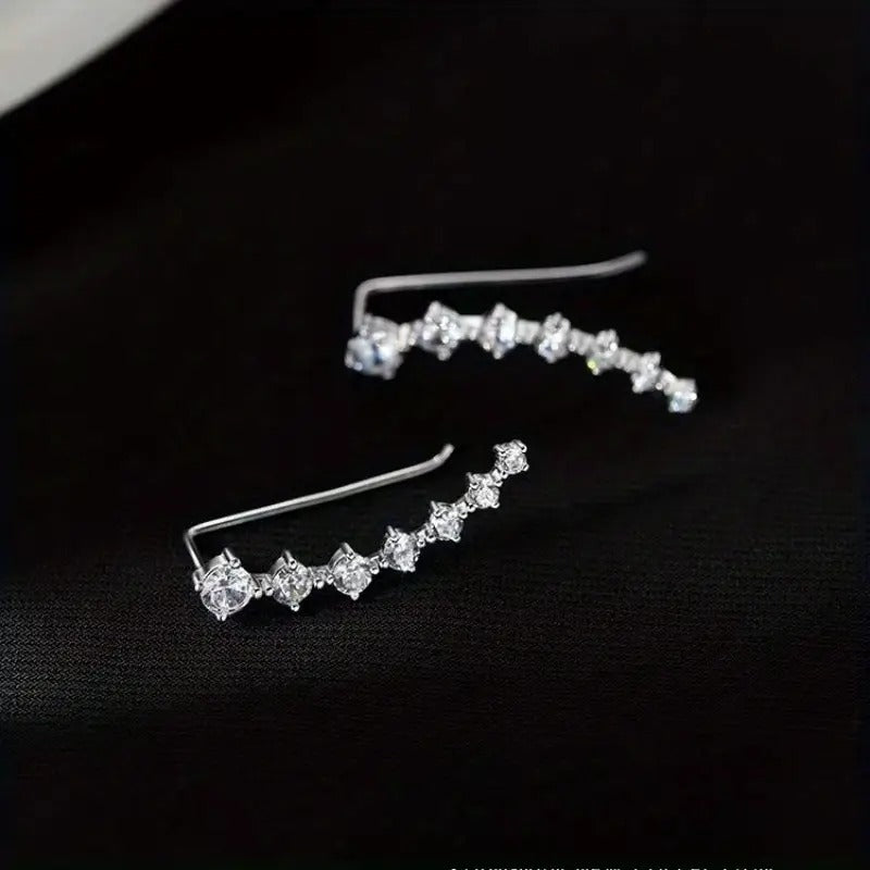 Earrings, With Ingenuity Revealed In The Flowing Luster, Light Up The Earlobes And Add The Finishing Touch To The Overall Look. - 5 - CJ