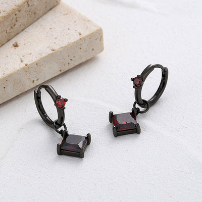 Ins Wears Cool Black Gold Earrings In Duplicate - 4 - CJ