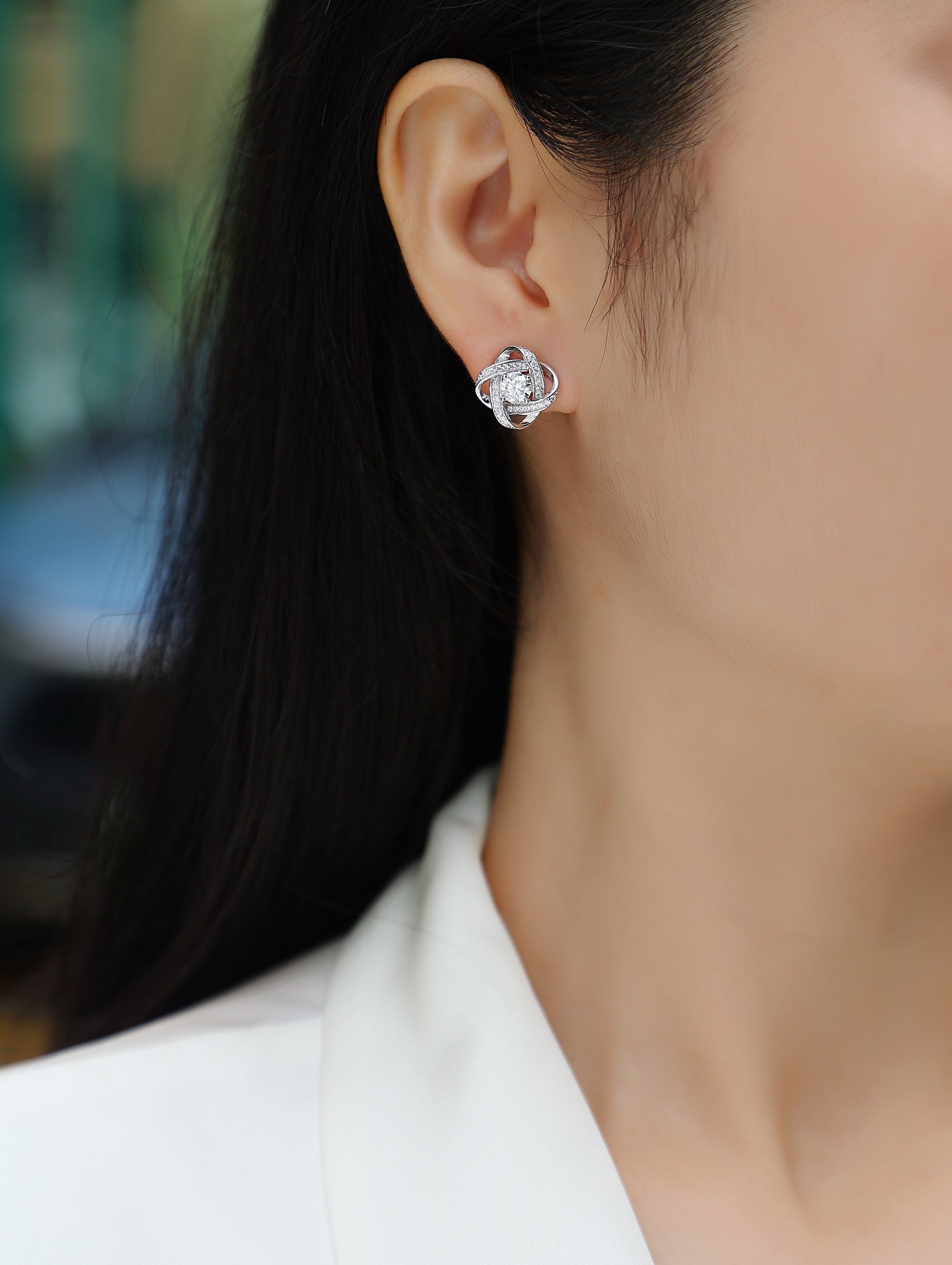 1Hope Beam - A Fashionable And Luxurious Diamond Jewelry Piece Set With Half-carat Moissanite S925 Sterling Silver And Platinum-plated Stud Earrings Prohibit TikTok sales