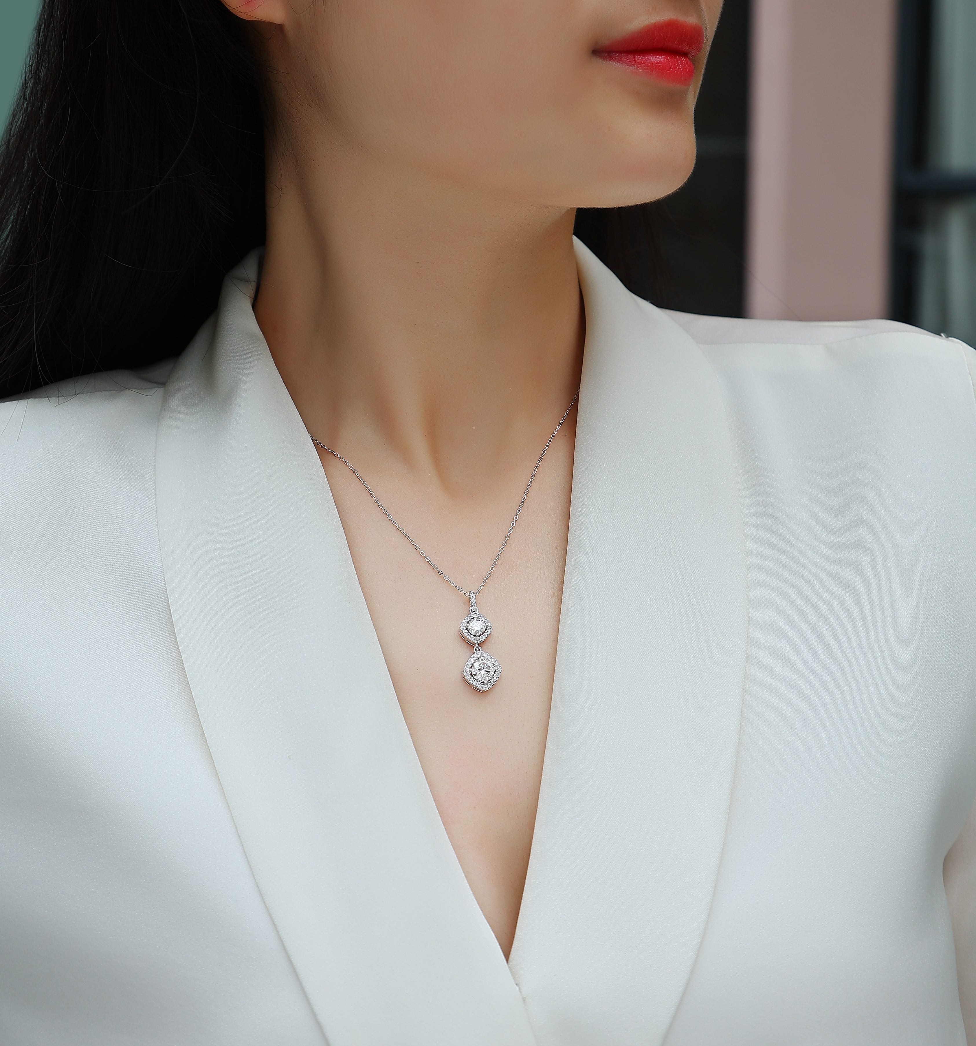 1Snowy Wonderland - A Fashionable And Luxurious Diamond Jewelry Pendant Set With 1 - carat Moissanite S925 Sterling Silver And Platinum Plating Prohibit TikTok sales - 5 - cj
