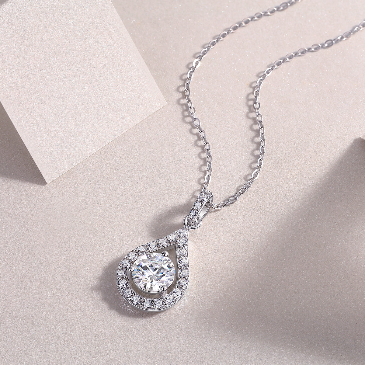 1Heart Charm - A Fashionable And Luxurious Diamond Jewelry Piece Set With 1 - carat Moissan Diamond S925 Sterling Silver And Platinum - plated Pendant Prohibit TikTok sales - 5 - CJ