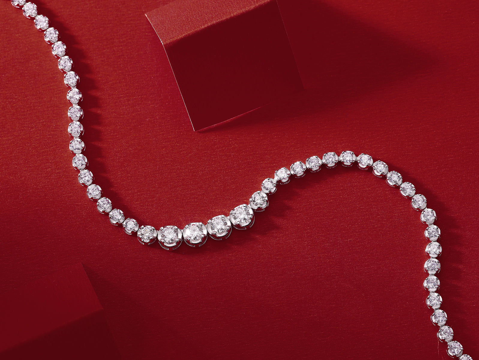 In The Name Of Light Luxurious Fashion Diamond Pendant Necklace Set With Mosan Diamond Silver Ornaments