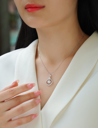 1Starlight Heart - to - Heart - A Fashionable And Luxurious Diamond Jewelry Pendant Set With 1 - carat Moissan Diamond S925 Sterling Silver And Platinum Plating Prohibit TikTok sales - 5 - CJ