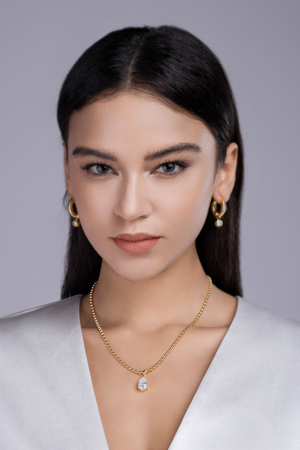 Wish Light - A Fashionable And Trendy Diamond Jewelry Necklace Pendant Set With Pear-shaped Moissanite S925 Sterling Silver And Gold Plating