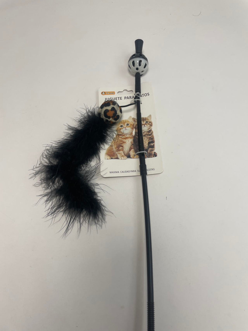 Small Ball Chicken Feather Cat Teaser