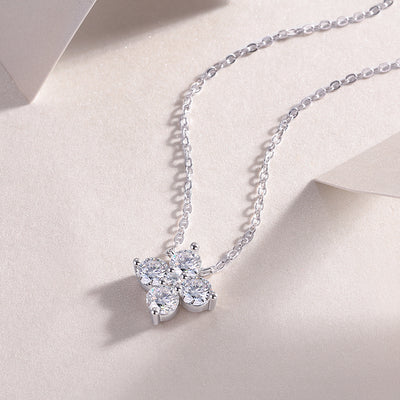 1Lucky Four - leaf Clover - A Fashionable And Luxurious Diamond Jewelry Pendant Set With Moissanite S925 Sterling Silver And Platinum Plating Prohibit TikTok sales - 5 - cj