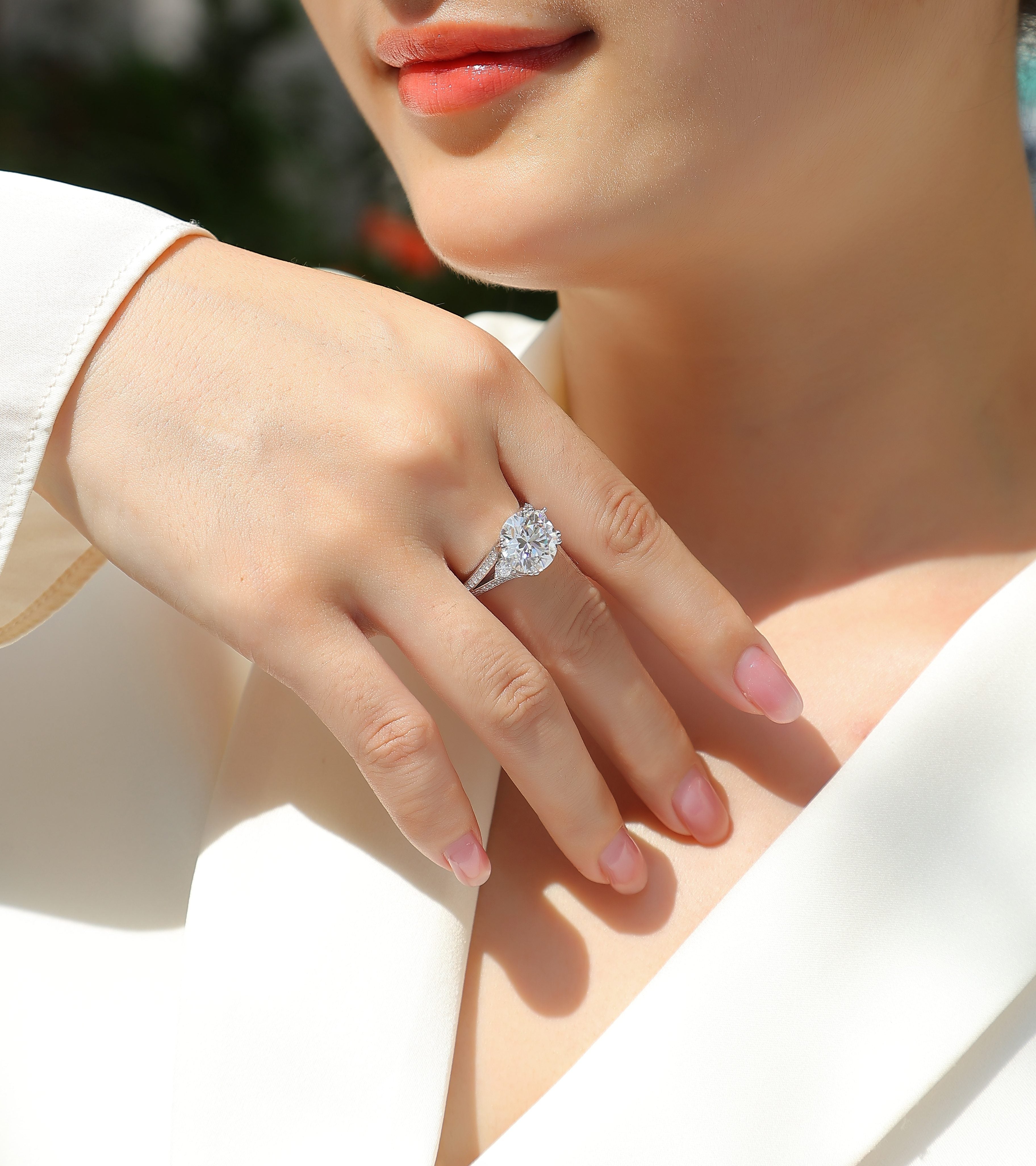 1Elegant Radiance - A Fashionable And Luxurious Jewelry Piece Set With 5 - carat Moissanite S925 Sterling Silver And Platinum - plated Diamond Prohibit TikTok sales - 5 - CJ