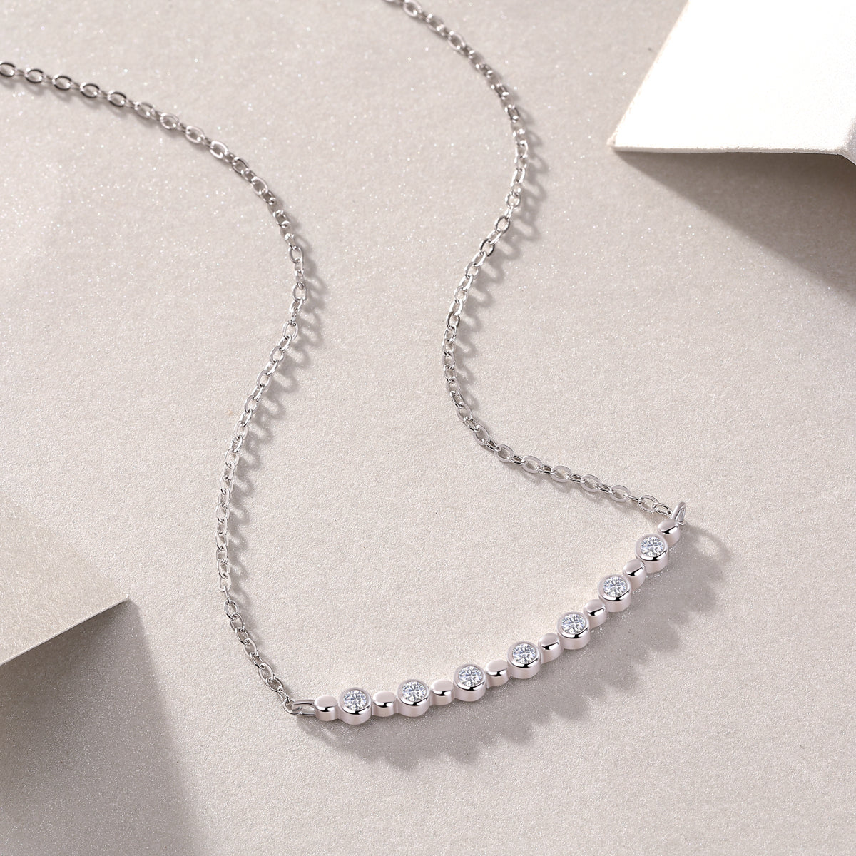 1White Moon And Stars - A Fashionable And Luxurious Diamond Jewelry Pendant Set With Moissanite S925 Sterling Silver And Platinum Plating Prohibit TikTok sales - 5 - cj