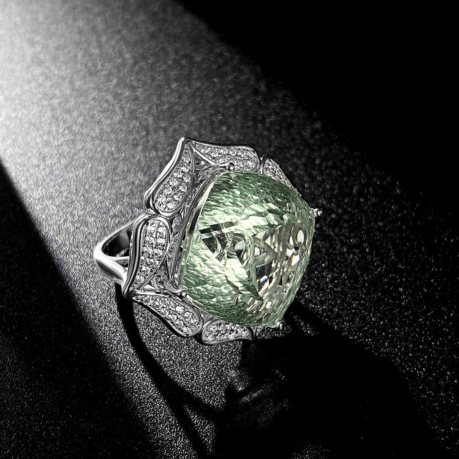 Ins Wind Luxury Crystal Ring Femininity Silver Set With Large Natural Green Crystal - 4 - CJ