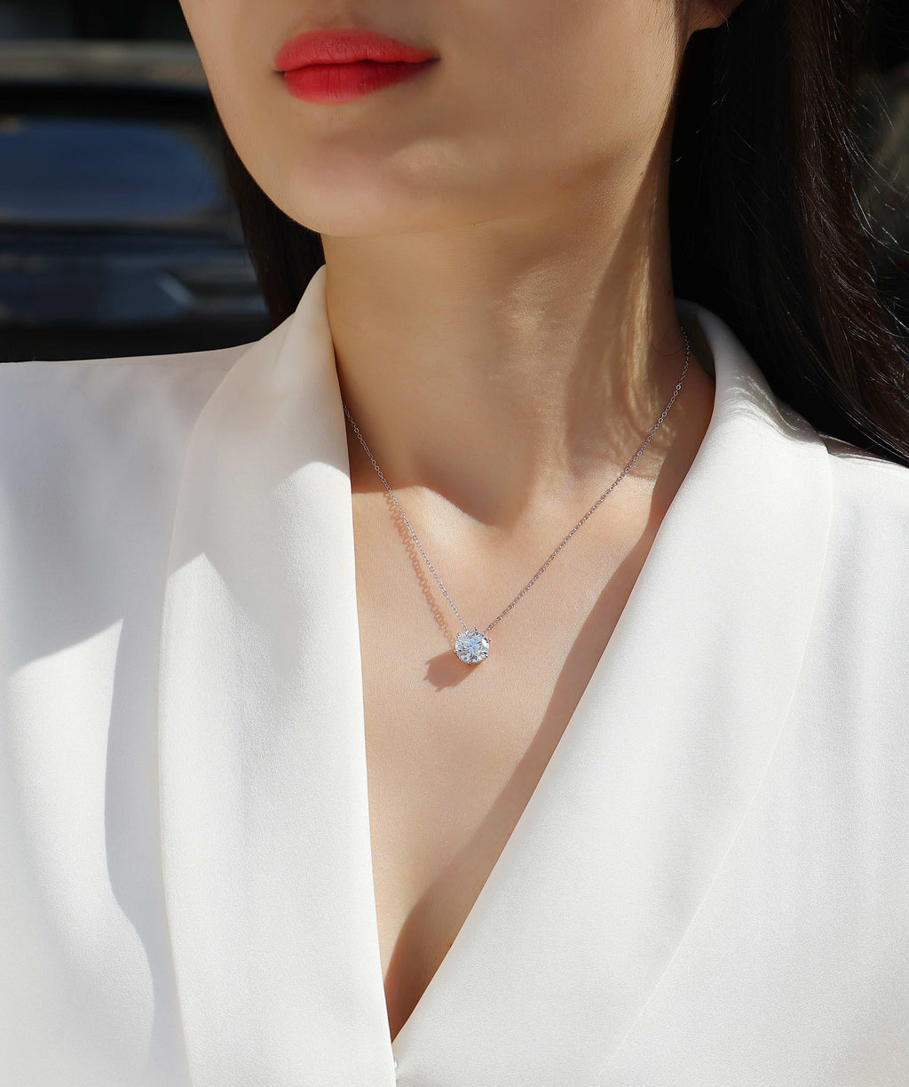 Afternoon Rose - A Fashionable And Luxurious Diamond Jewelry Pendant Set With 1-carat, 2-carat And 3-carat Moissanite S925 Sterling Silver And Platinum Plating